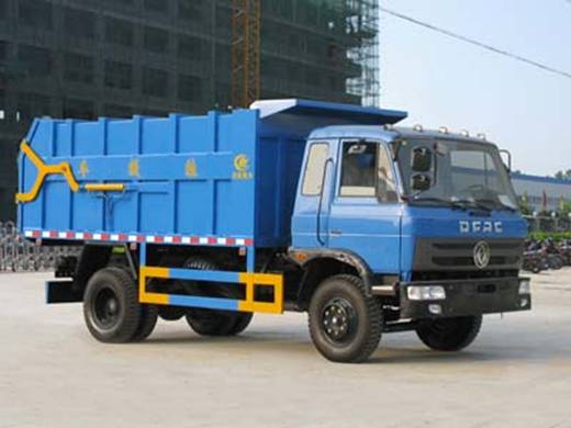 東風(fēng)145對(duì)接式<a href=http://m.jswmsh.cn/ljc target=_blank class=infotextkey>垃圾車(chē)</a>出廠(chǎng)圖片